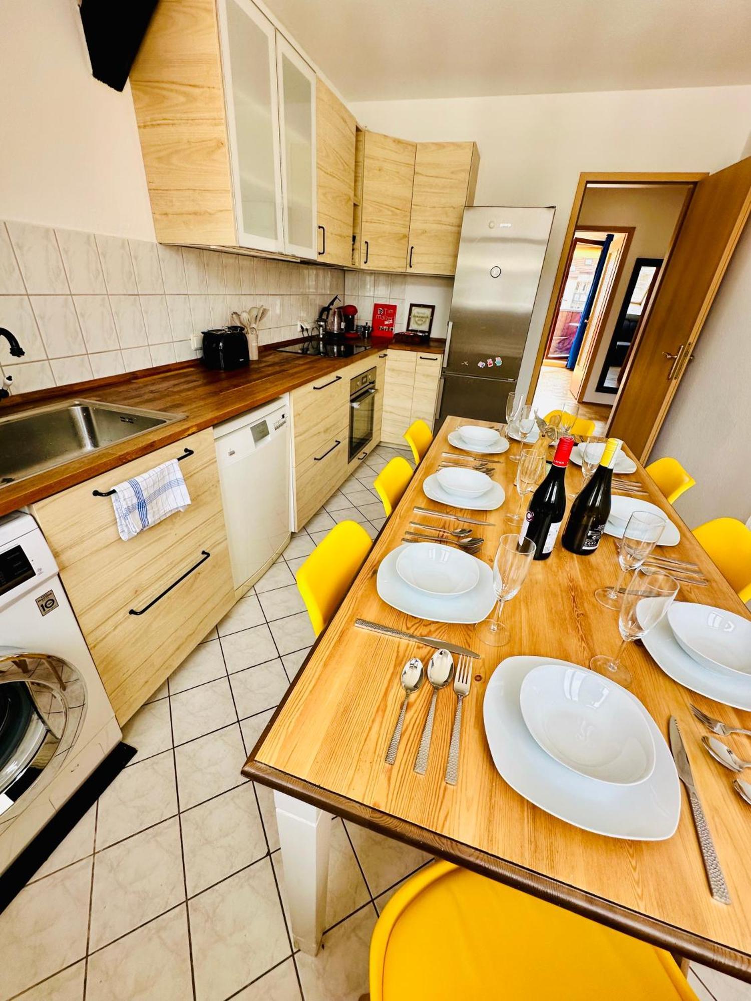 Lejlighed Massive Karli Loft - Over 130 Meters Floor Space - Theater - 4 Private Sleeping Areas - Location In Leipzig