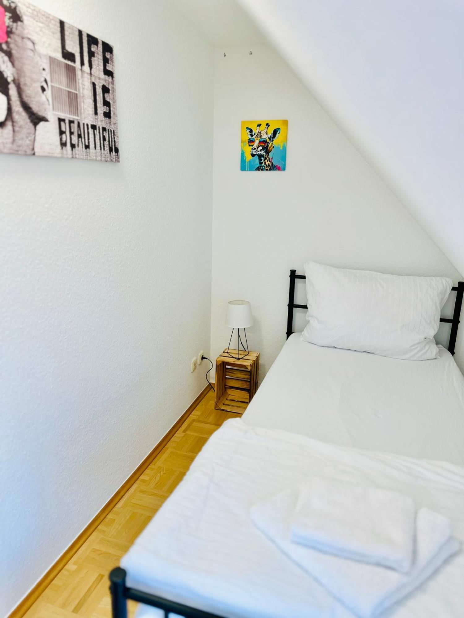 Massive Karli Loft - Over 130 Meters Floor Space - Theater - 4 Private Sleeping Areas - Location In *